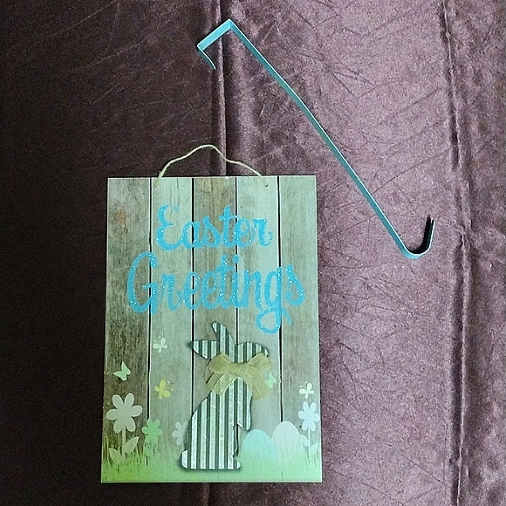 Easter greetings sign with hanger